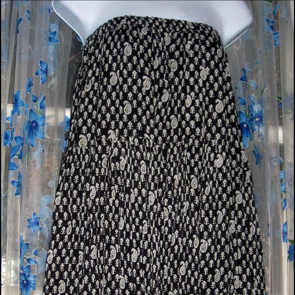 Women BOHO GYPSY PEASANT Midi Skirt OR Strapless DRESS Paisley BLACK WHITE Sz M - Picture 1 of 3